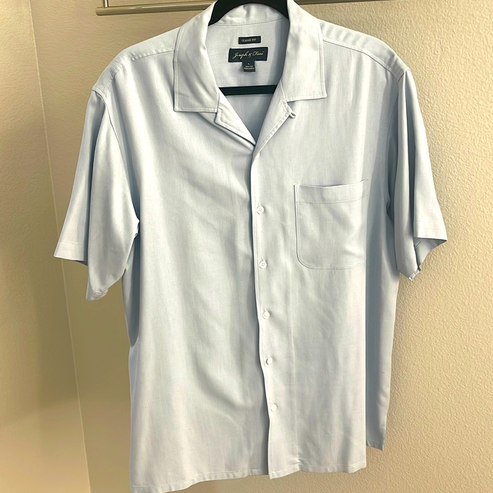 Joseph & Feiss 💯 silk button up - light blue